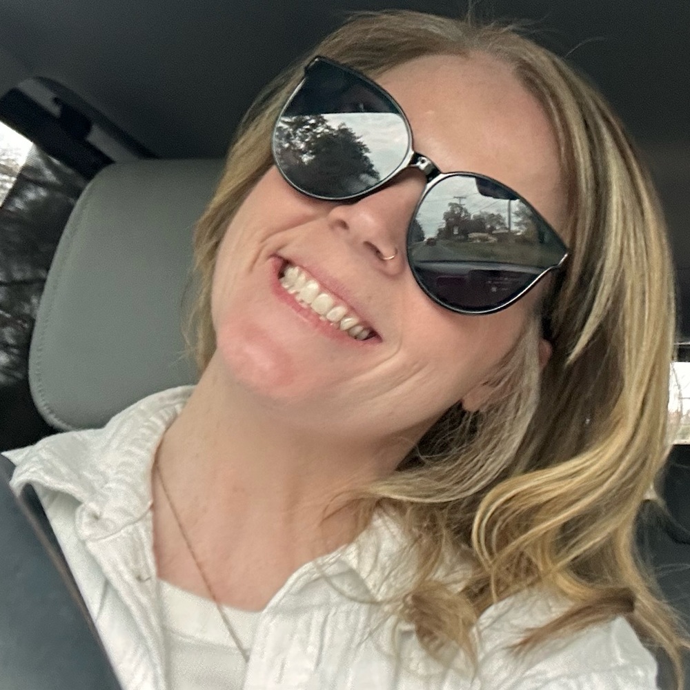 Meet your Posher, Amber